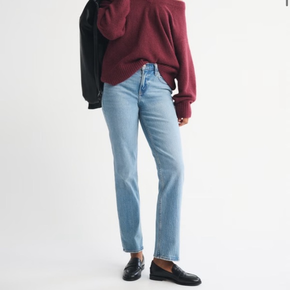 Abercrombie & Fitch Denim - Abercrombie & Fitch Light Blue 90s Straight-Leg Curve Love Jeans